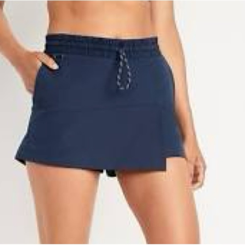 NWT OLD NAVY High-Waisted StretchTech Water-Repellent Wrap-Effect Skort